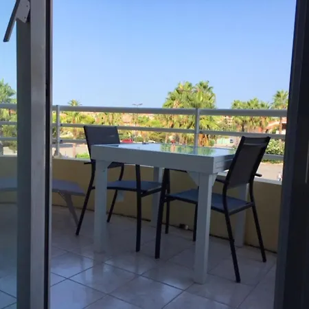 公寓 D'une A Avec Wifi A 300 M De La Plage Fréjus