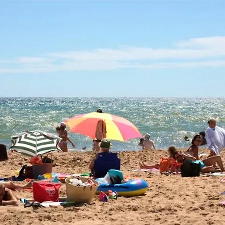公寓 D'une A Avec Wifi A 300 M De La Plage Fréjus